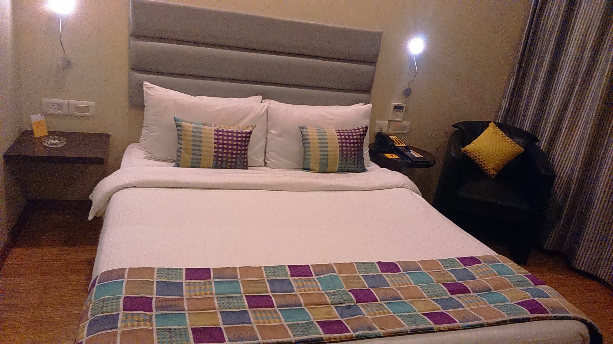 Keys Select By Lemon Tree Hotels, Hosur Road, Bengaluru Buitenkant foto